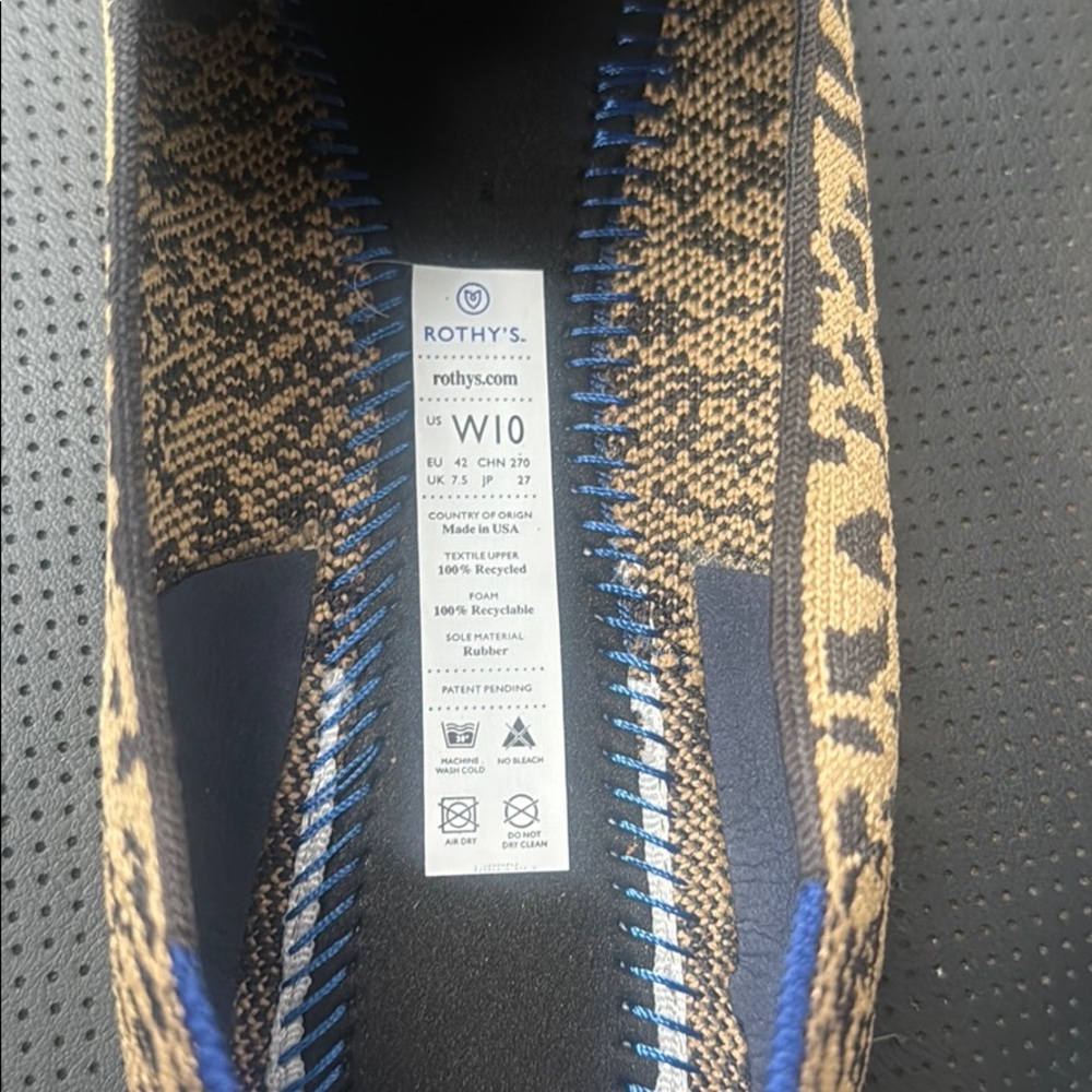 Women leopard Rothy’s - Picture 2 of 3